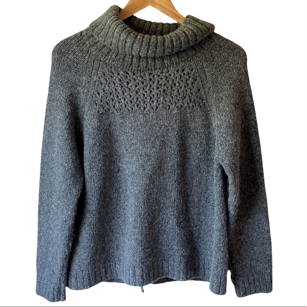 Margaret O’Leary Grey Alpaca Knit Cowl Neck Open Flap Back Sweater Size Medium